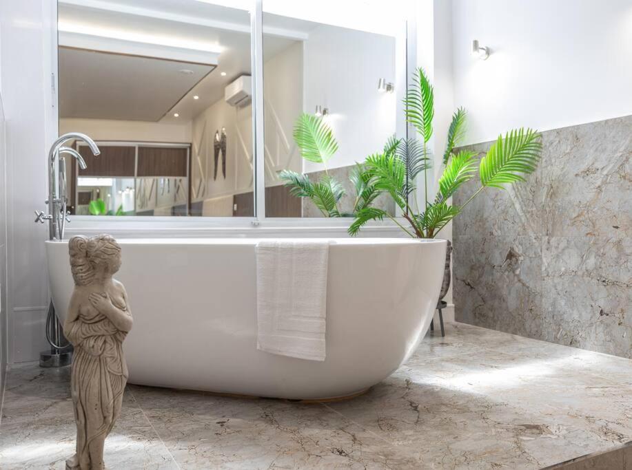 The Pocklington - The Ceremonial Suite Leicester Exteriér fotografie